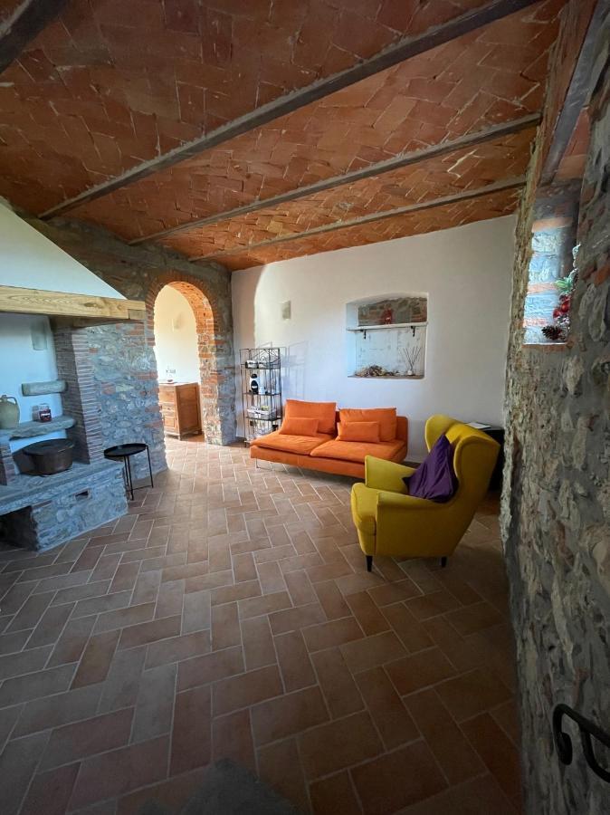 Affittacamere Il Vecchio Mandorlo Quarrata Buitenkant foto